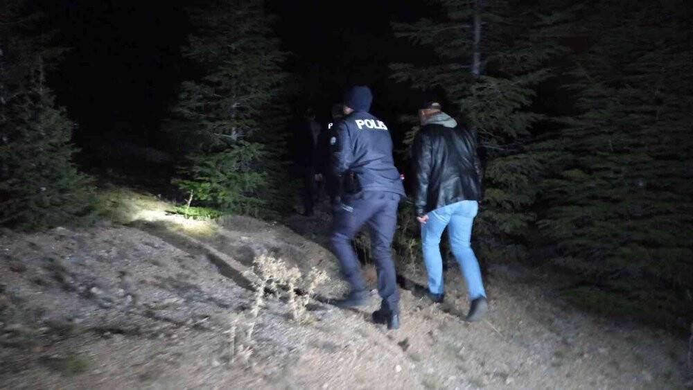 Konya'da silah denemesi yapana şahıs, silah denemesi yapanlardan rahatsız olduğunu belirterek kendini savundu