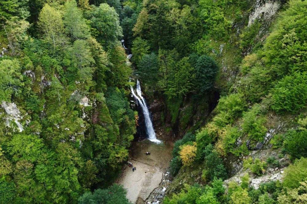 O ilde sonbahar ayrı güzel