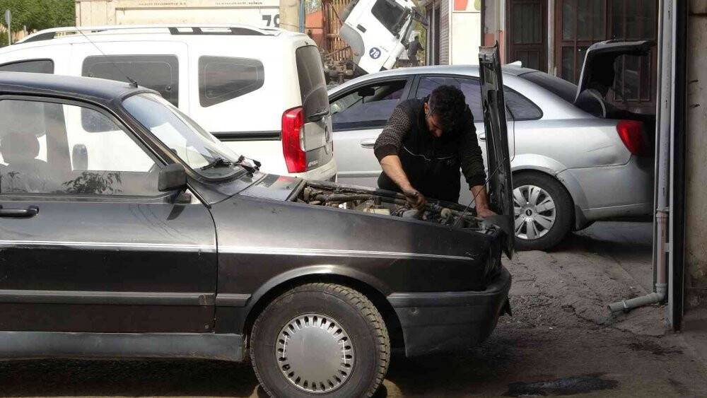 Oto sanayi sitesinde yoğun kış mesaisi