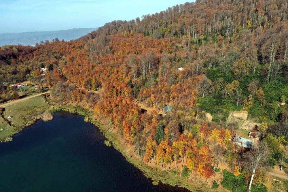 Sonbaharda muhteşem renk cümbüşü