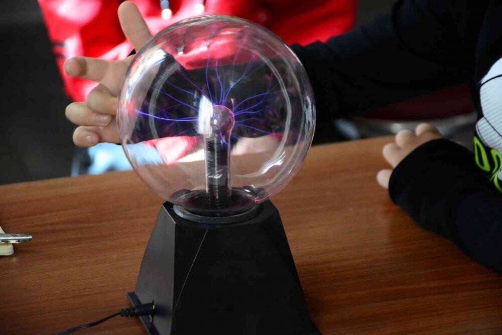 Yaşları küçük ama hepsi üniversite öğrencisi