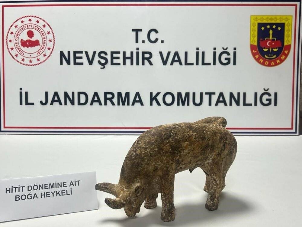 Hitit dönemine ait 3 bin yıllık boğa heykeli ele geçirildi