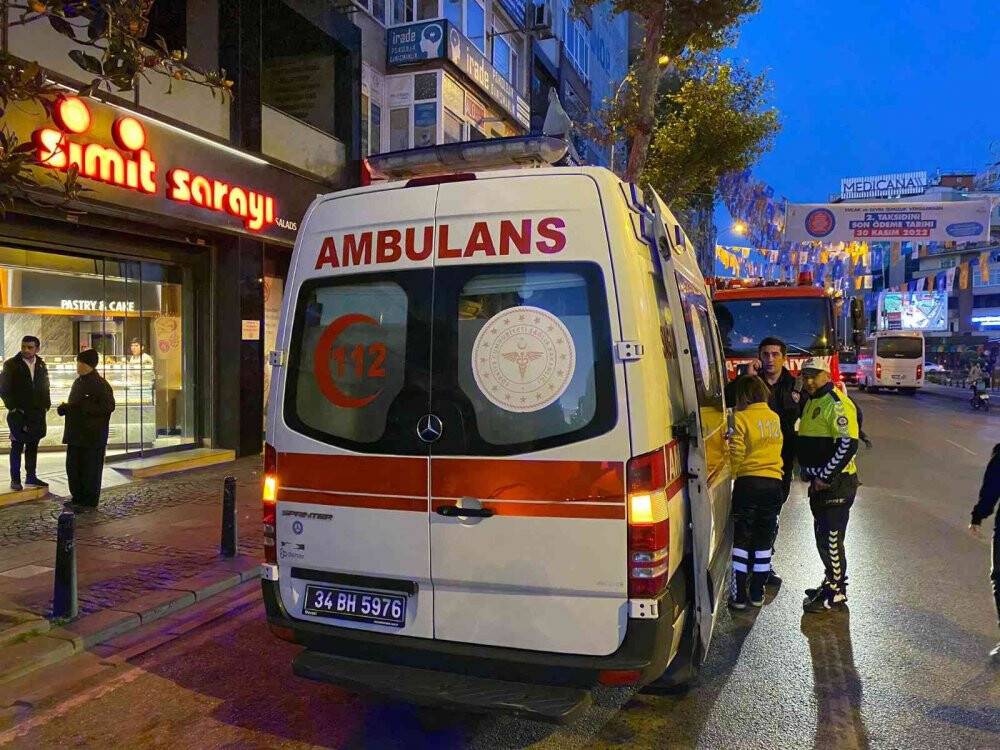 Kontrolden çıkan araç yaşlı kadına çarptı