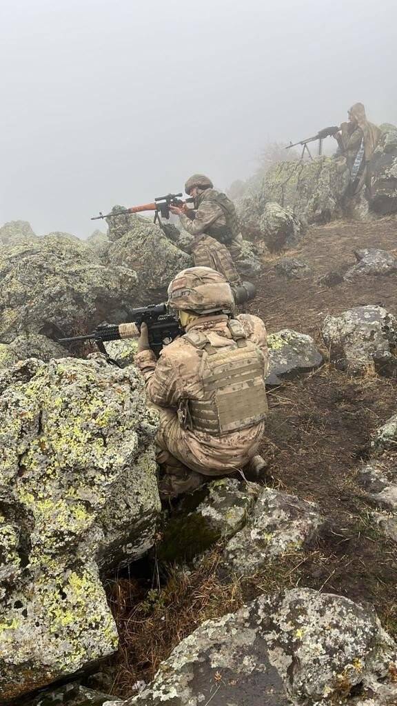 Ağrı ve Iğdır’da “Eren Abluka Sonbahar-Kış-12 Şehit Jandarma Uzman Çavuş Dursun Pampal Operasyonu”