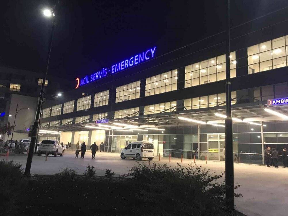 Konya’da yeni doğmuş bebeği sokak üzerine bırakıp terk ettiler