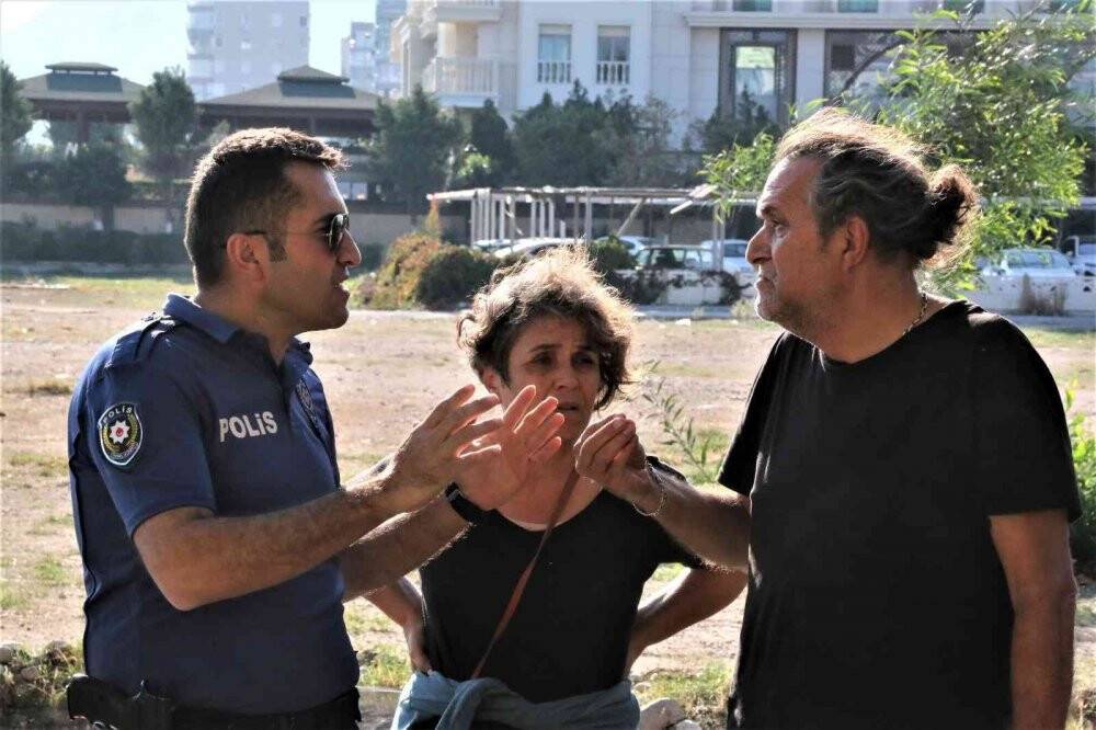 Alev alev yanan karavanda dinlenen kadın ölümden döndü