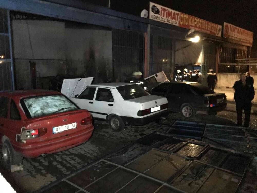 Konya’da patlayan LPG tankının iş yeri kapısını yerinden söktüğü anlar kamerada