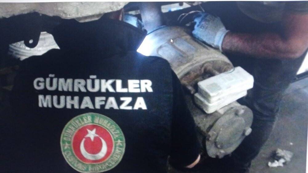 Tam 4 milyonluk kaçak ürün ele geçirildi