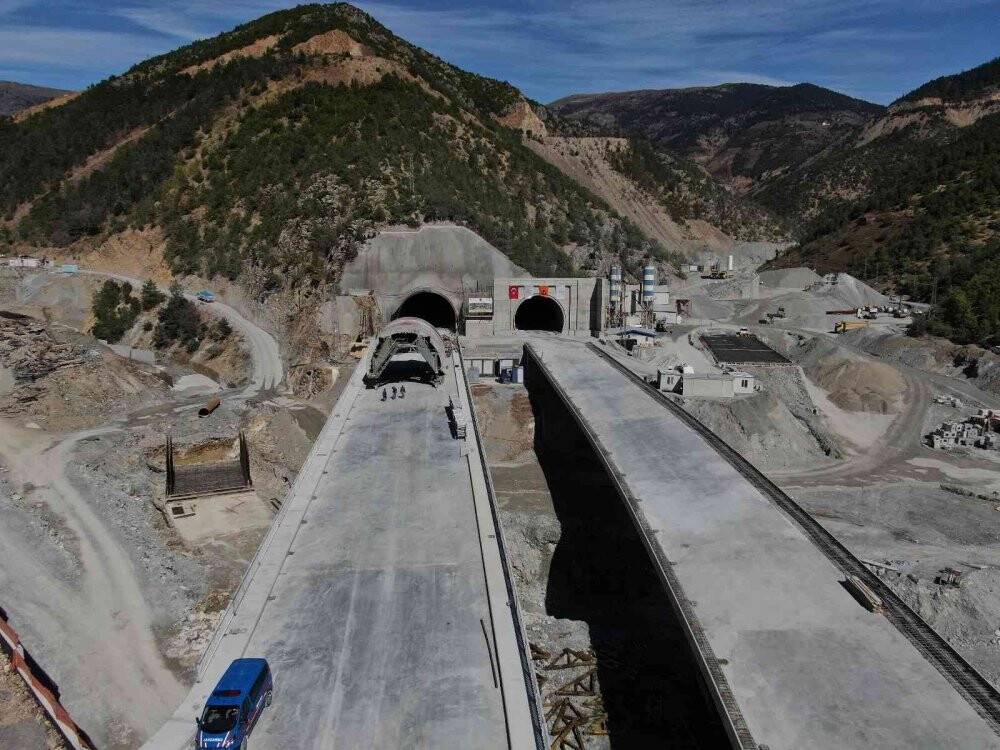 Yeni Ziagane Tüneli bitirildiğinde Türkiye’nin gurur projelerinden biri olacak