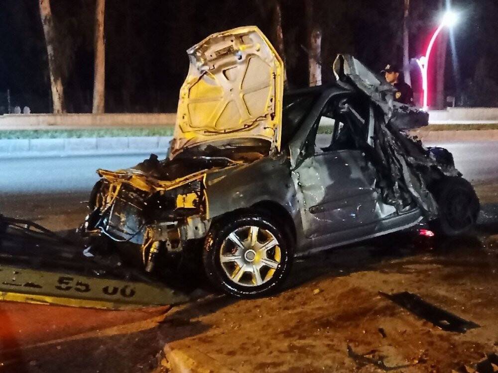 Hurdaya dönen otomobilden sağ çıktı