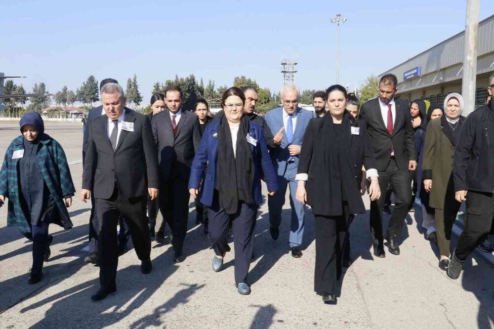 Terör kurbanı baba ve kızın  cenazeleri Adana’ya getirildi