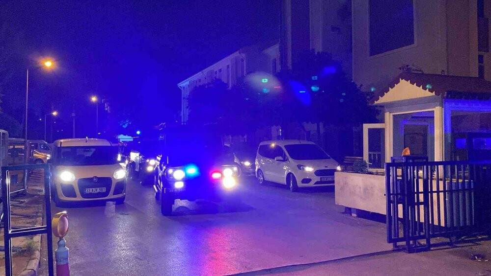 Kendilerini kamu görevlisi gibi tanıtmışlar: 51 gözaltı kararı