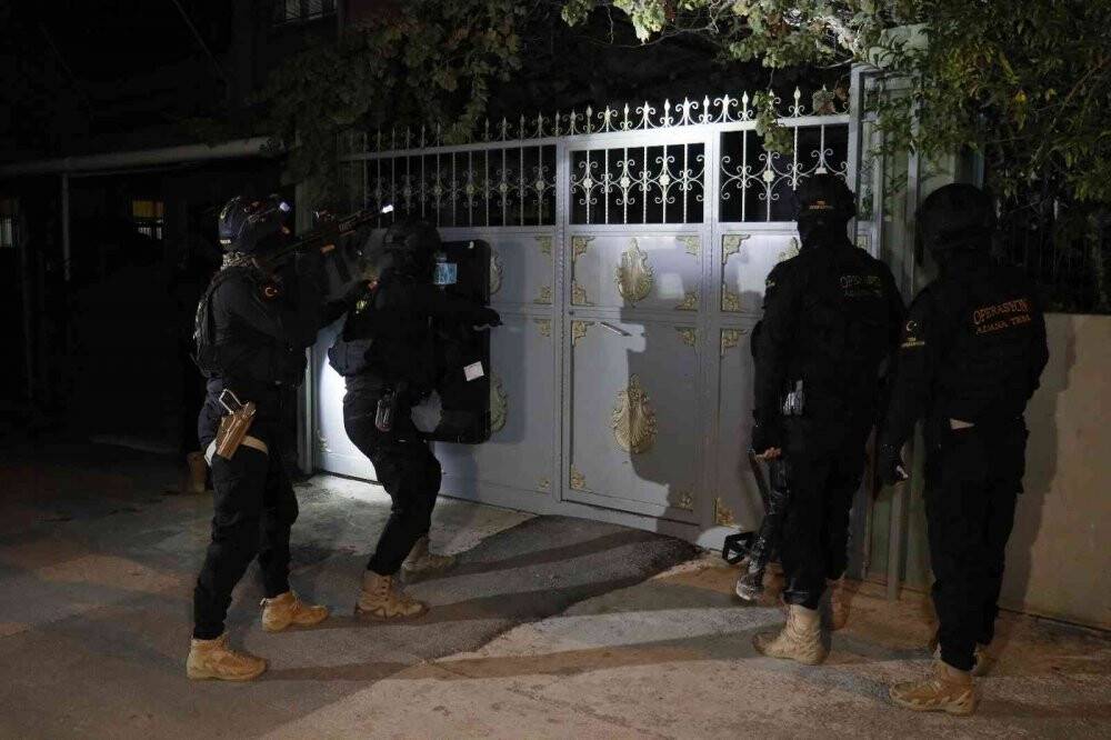 PKK/YPG üyelerine şafak baskını