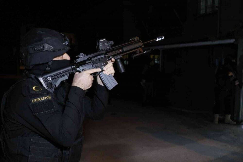 PKK/YPG üyelerine şafak baskını