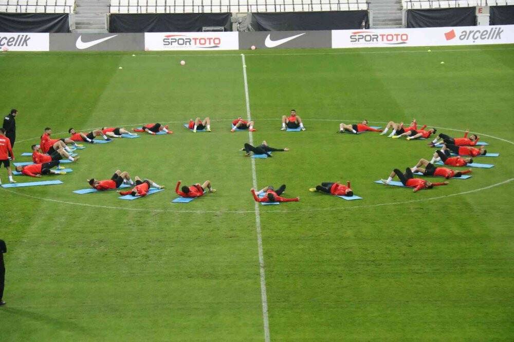 Stefan Kuntz: "Önümüzde tek hedef var; Avrupa Şampiyonası elemelerinde en iyi sonuçları almak"