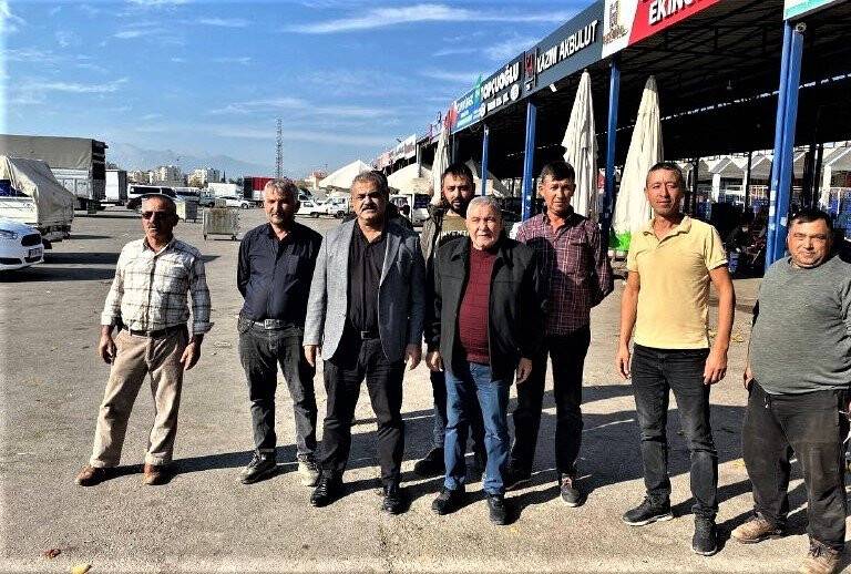 Yer altındaki kanalizasyon hattından 5-6 kilometre yürüyerek kablo çalıyorlar