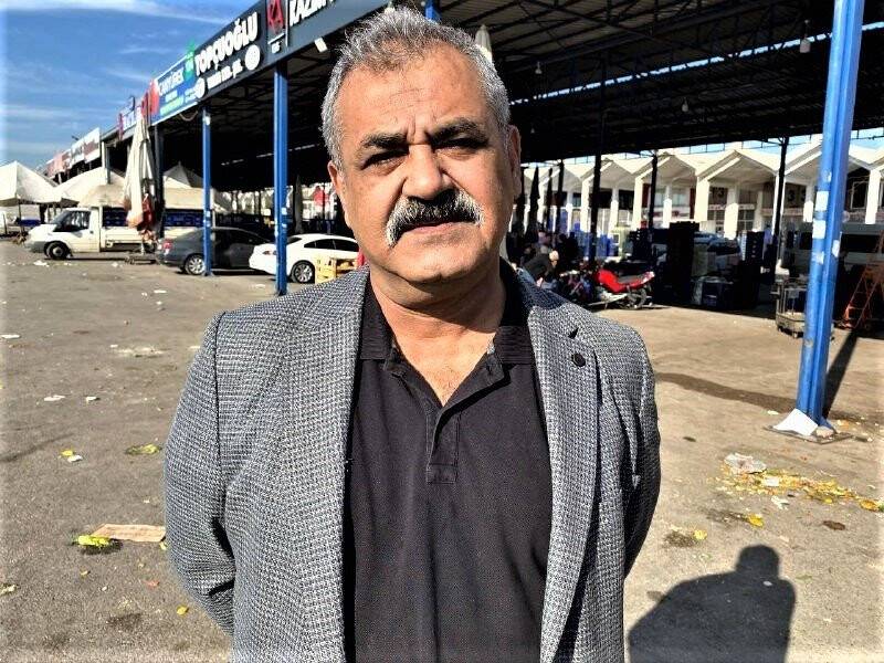 Yer altındaki kanalizasyon hattından 5-6 kilometre yürüyerek kablo çalıyorlar