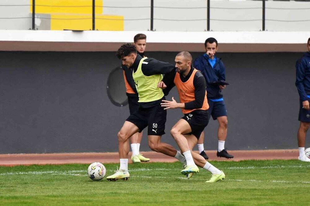 Manisa FK’da Erzurumspor mesaisi sürüyor