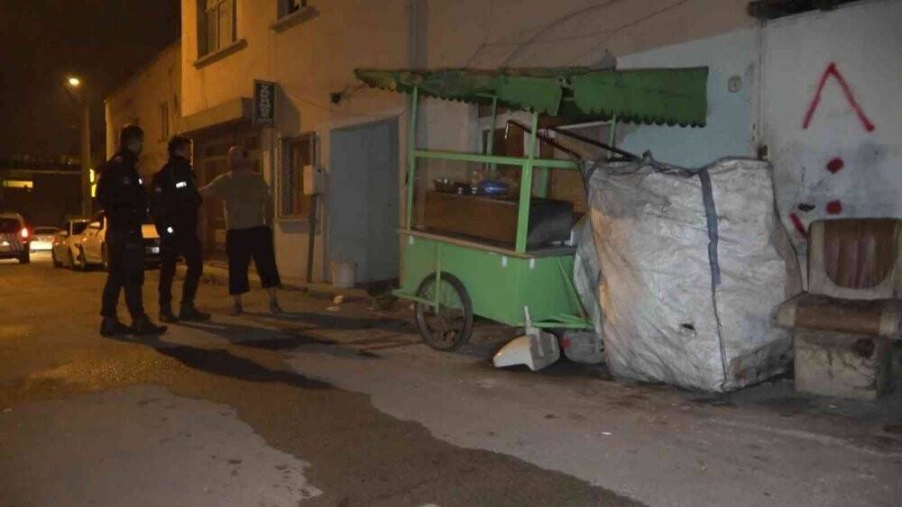 Sigara içerken uyuyakalınca yandı