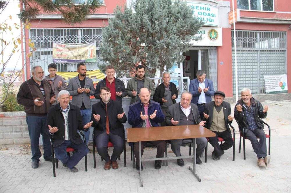 Konya’da yağmur için eller semaya kalktı