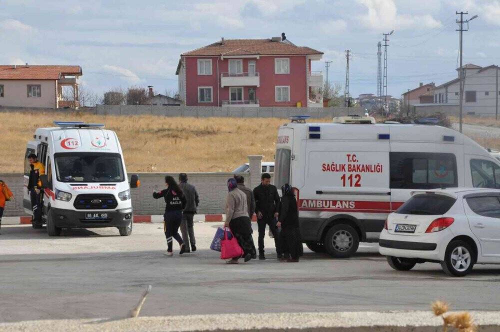 Ortalık savaş alanına döndü, 26 kişi etkilendi