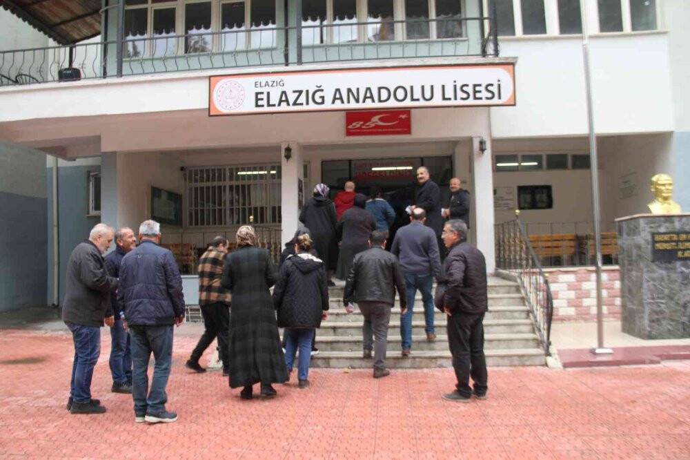 Uzun yıllar sonra sınava giren öğrenciler dikkat!