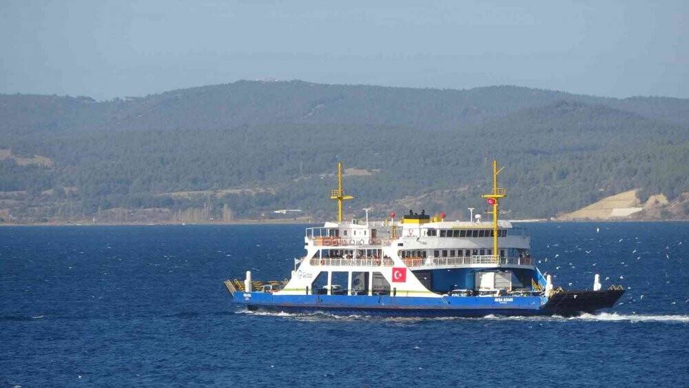 Yarınki feribot seferlerine fırtına engeli