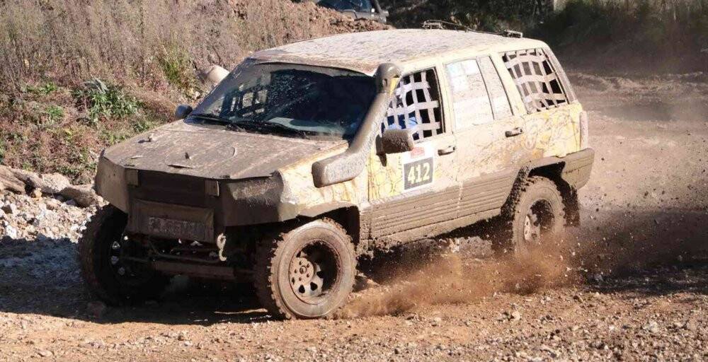 Off-Road yarışları nefes kesti