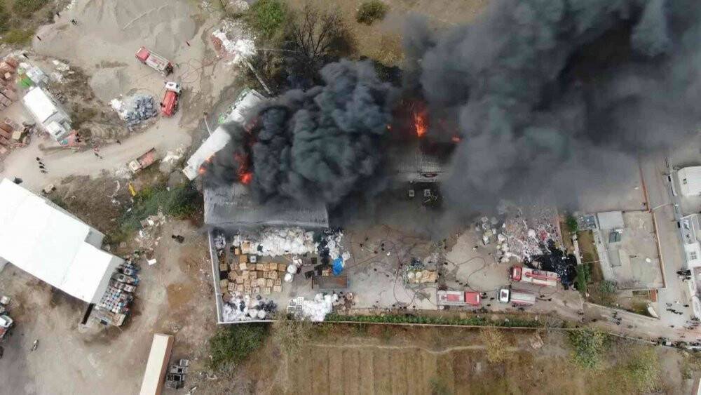 Rüzgarın etkisiyle büyümüştü, kontrol altına alındı