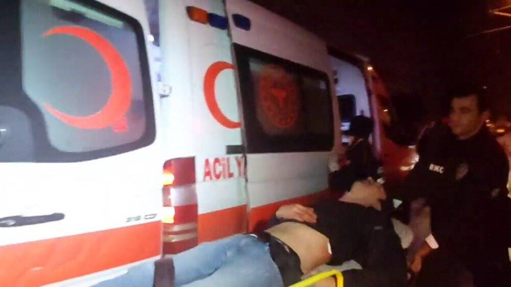 Markette darp edilip, bıçaklandı
