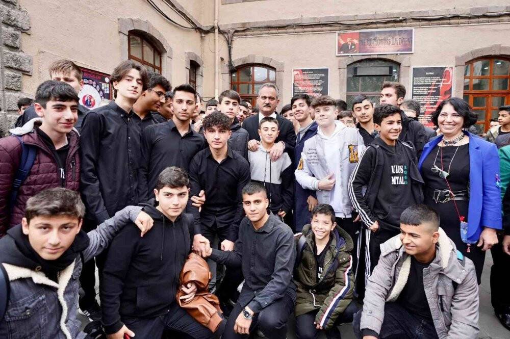 Öğretmenlere yüzde 30 indirim yararlanacak