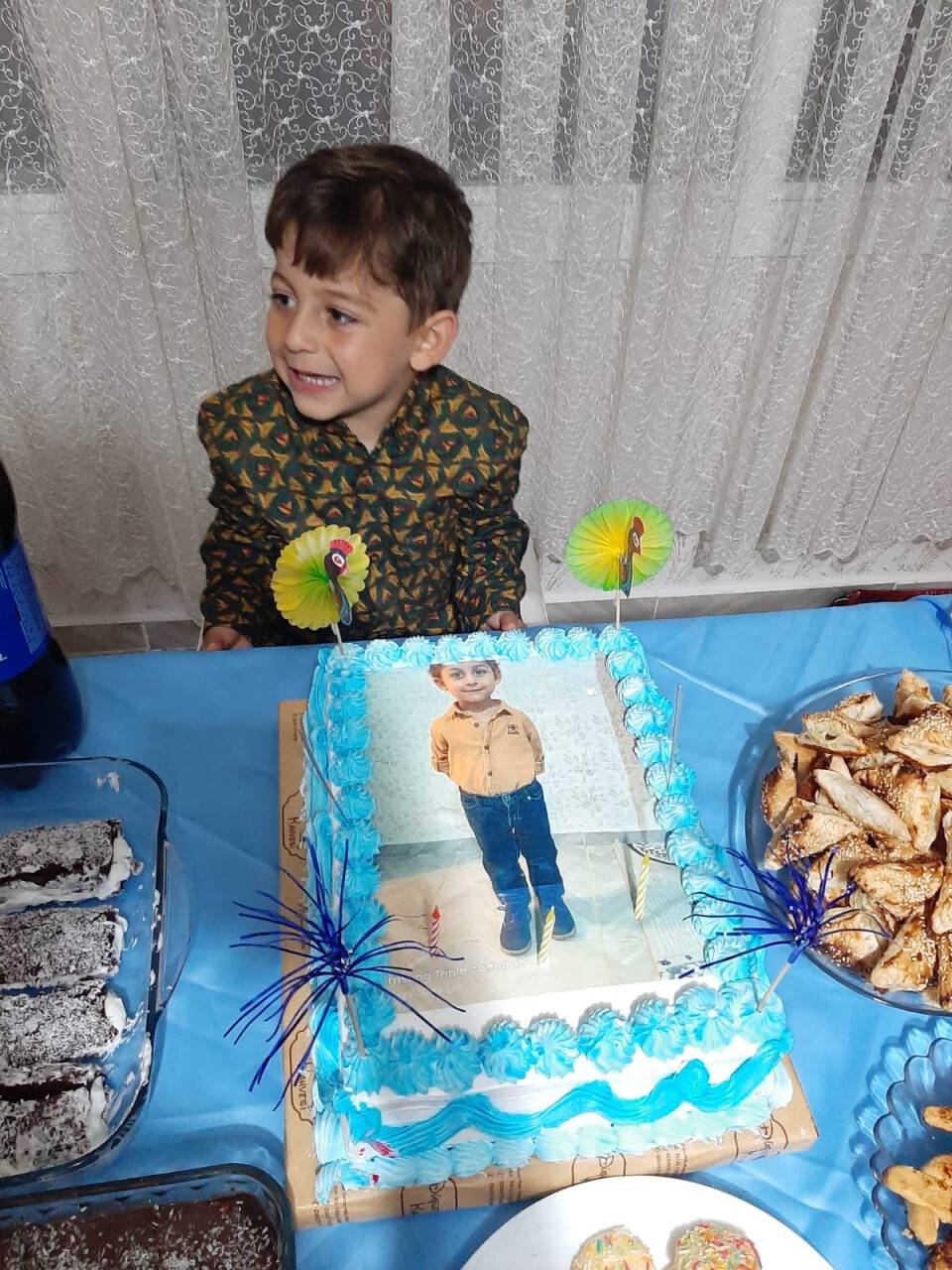 aa-20221122-29503402-29503401-teror-saldirisinda-hayatini-kaybeden-kucuk-hasanin-hayali-babasi-gibi-tir-soforu-olmakti.jpg