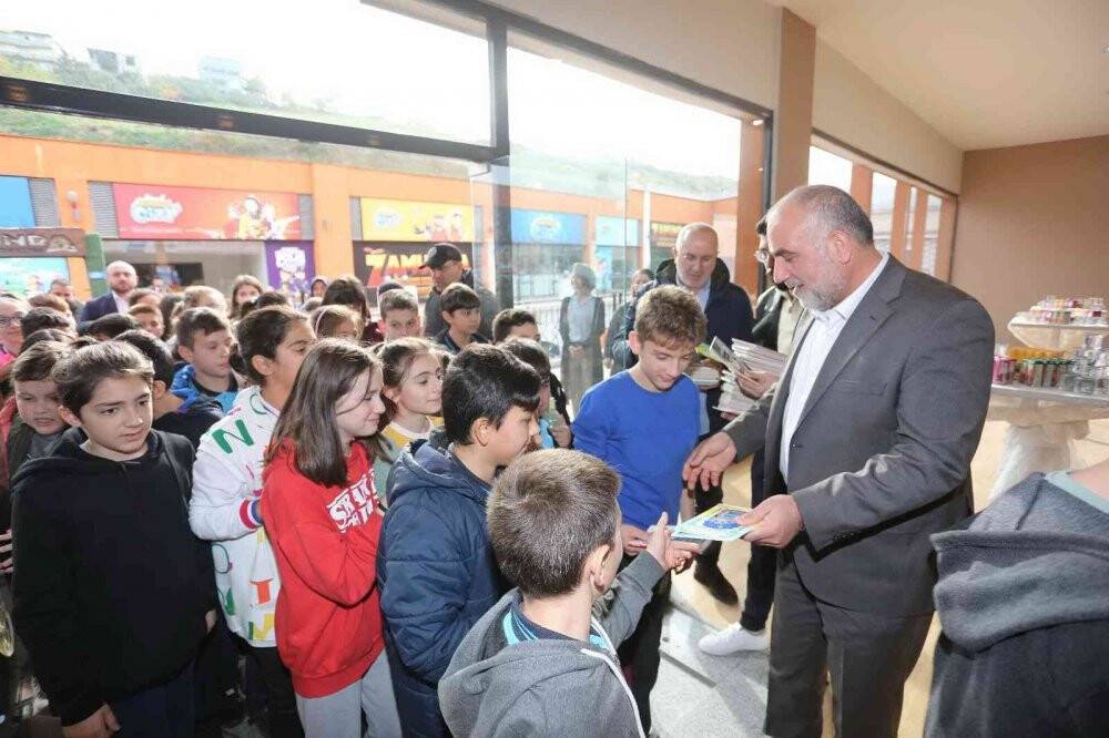 Başkan Sandıkçı: “Okuma kültürü kazanan bir nesil yetiştirmeliyiz”