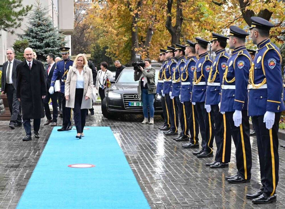 İçişleri Bakanı Soylu'dan Alman Bakan'a orantısız güç yanıtı