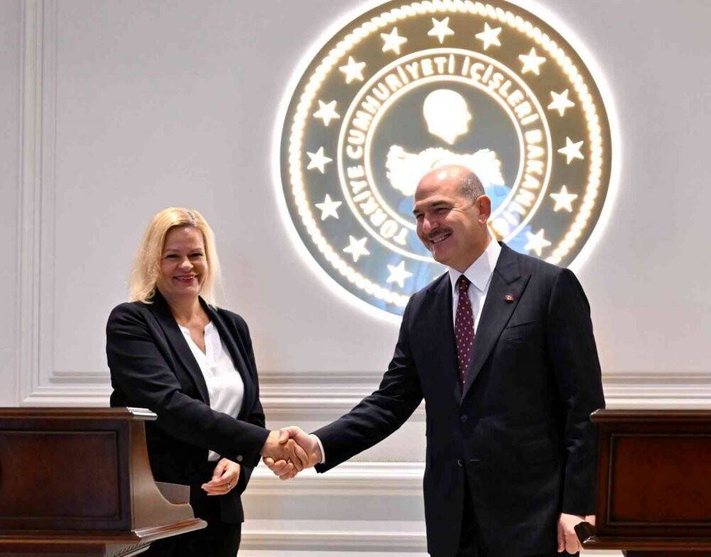 İçişleri Bakanı Soylu'dan Alman Bakan'a orantısız güç yanıtı