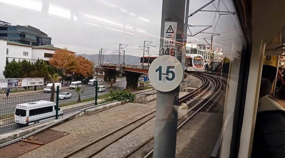 Tren yokuşu çıkamadı