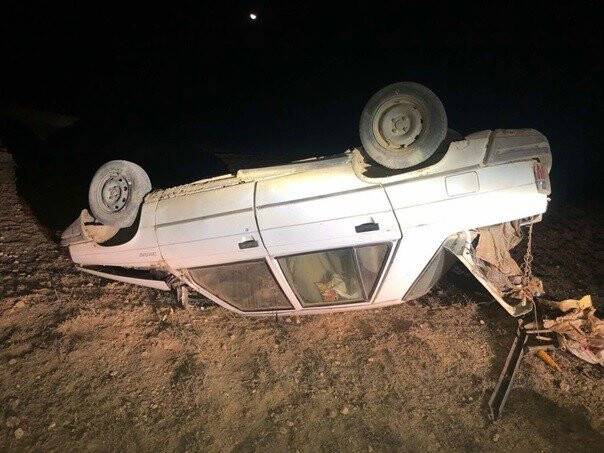 Çaldıkları araçla kaza yapan şüpheliler yakalandı