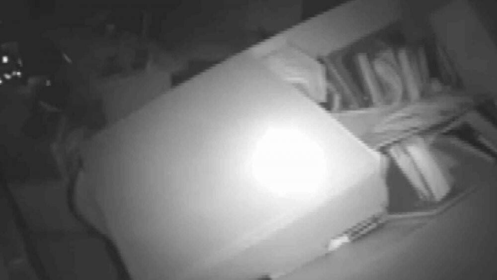 Deprem anı güvenlik kamerasında