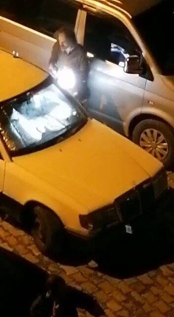 Ünlü Sanatçı Eşref Kolçak’ın otomobili çalınmak istendi