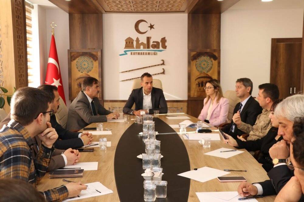 Ahlat’ta kadına yönelik şiddetle mücadele toplantısı düzenlendi