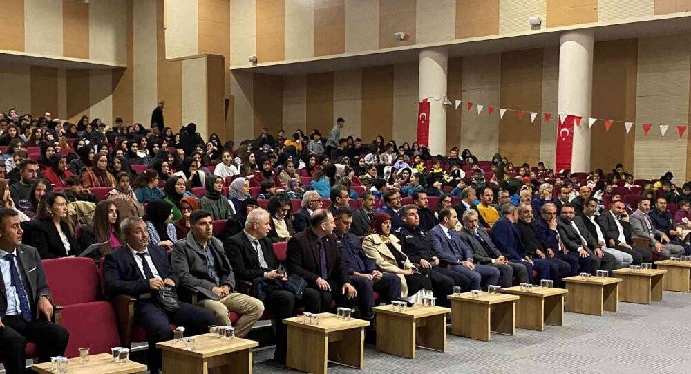 Kulu’da 24 Kasım Öğretmenler Günü etkinliklerle kutlandı