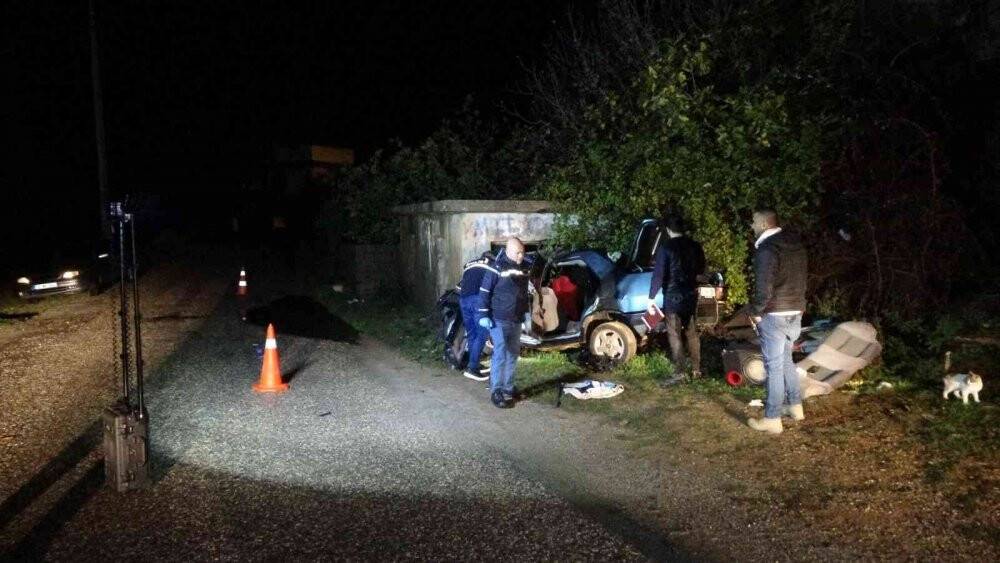 Araba sevdasıyla çıktıkları yol mezar oldu