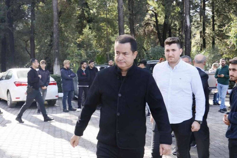 Fatih Terim’in annesi Nuriye Terim son yolculuğuna uğurlandı