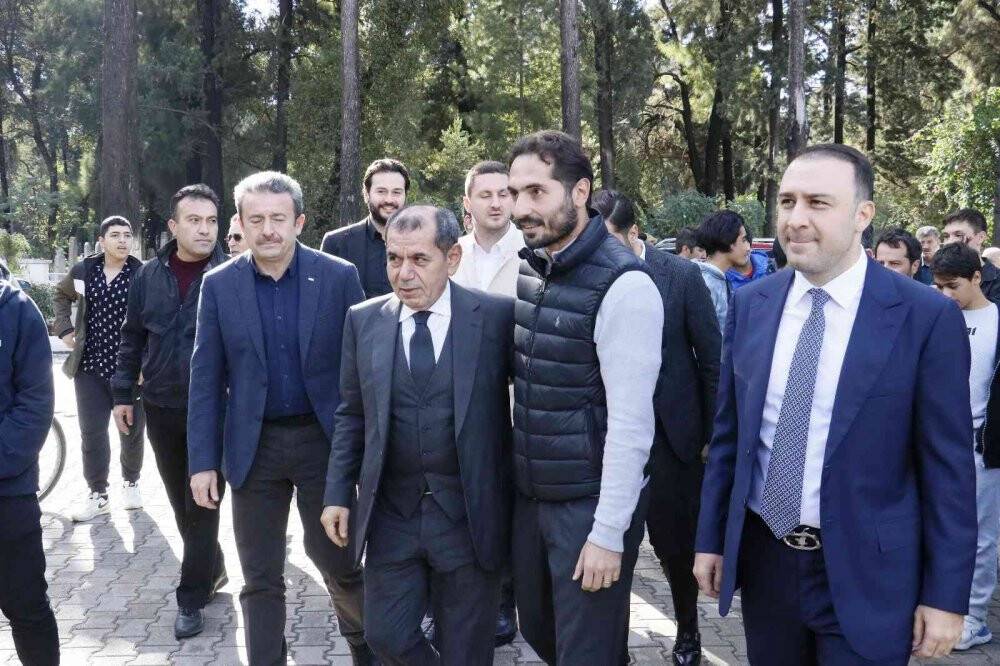 Fatih Terim’in annesi Nuriye Terim son yolculuğuna uğurlandı