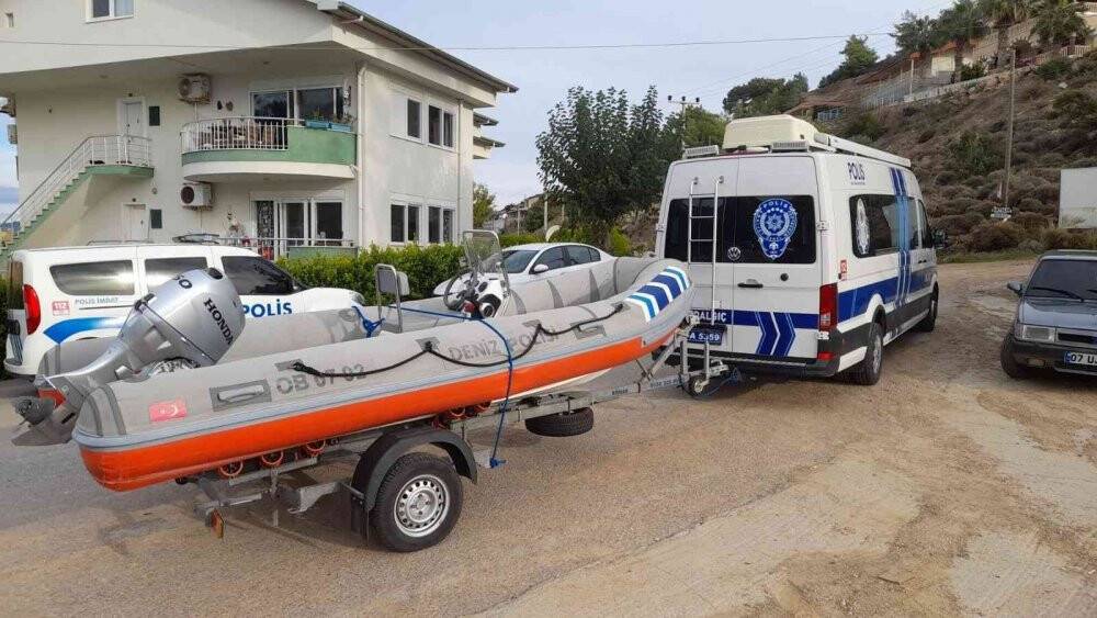 Dalgıçlar 21 yaşındaki Sedanur’u bulabilmek için denizde arama yaptı