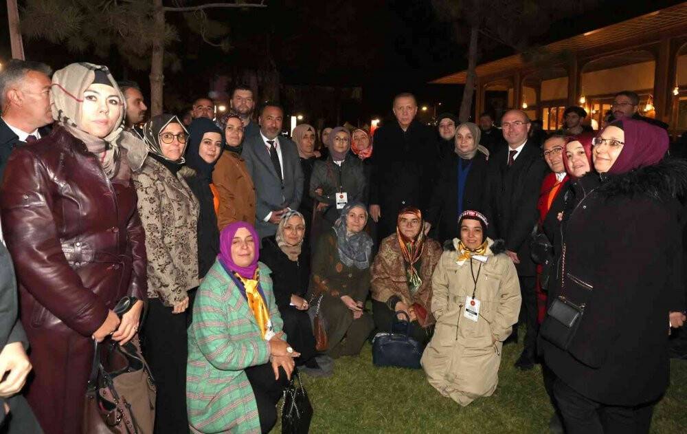 Başkanı Pekyatırmacı’dan Başkan Erdoğan’a eser takdimi