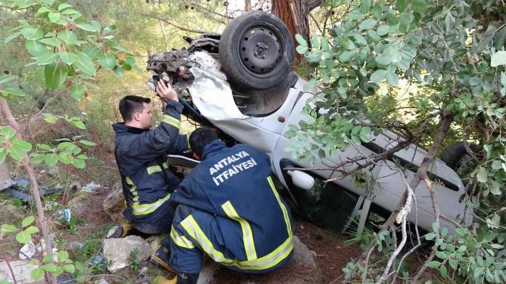 Antalya-Konya yolunda can pazarı