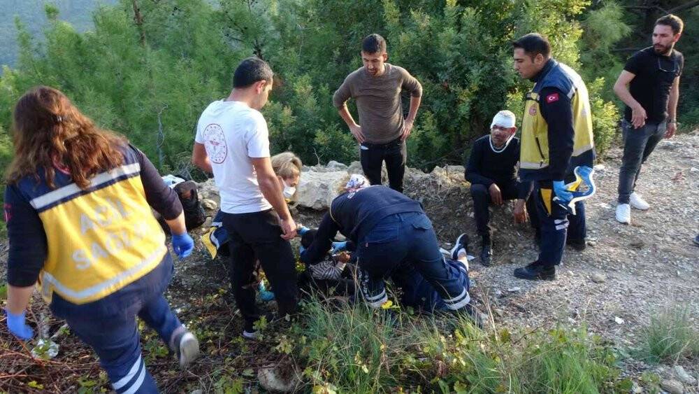 Antalya-Konya yolunda can pazarı