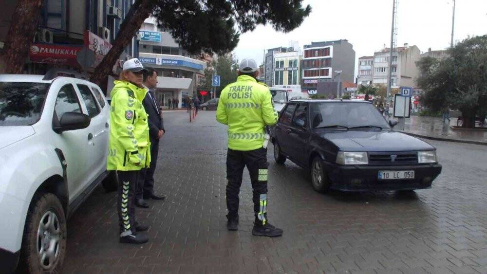 Polis bu sefer ceza için durdurmadı