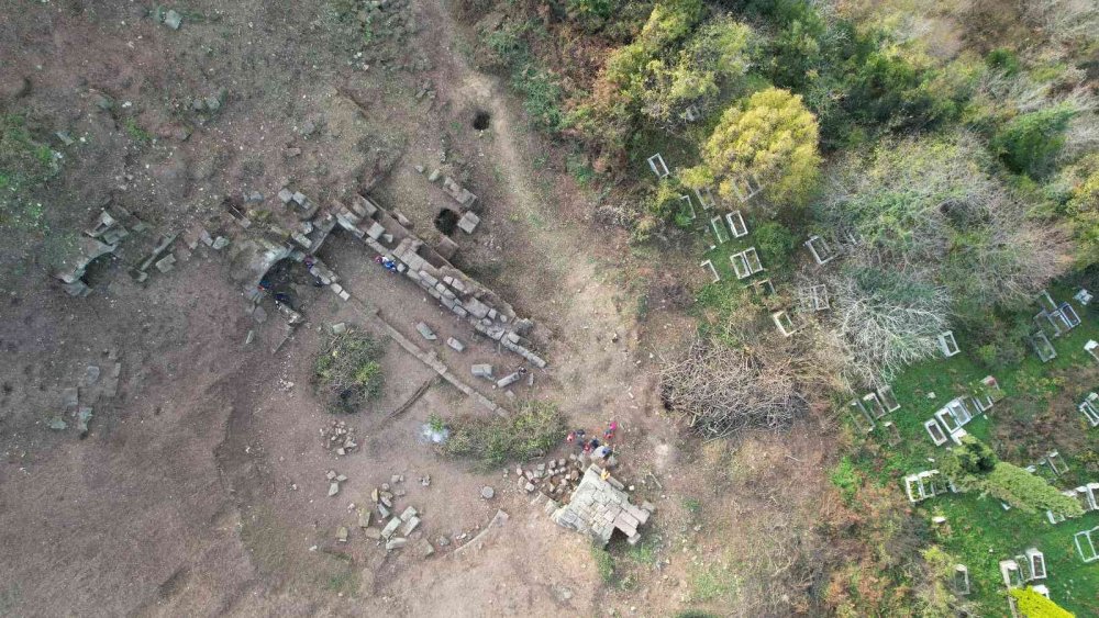 Karadeniz kıyısında günümüze ulaşabilen tek antik tiyatro